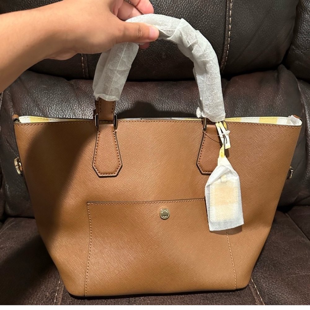 Elegant Tan Women's Handbag
